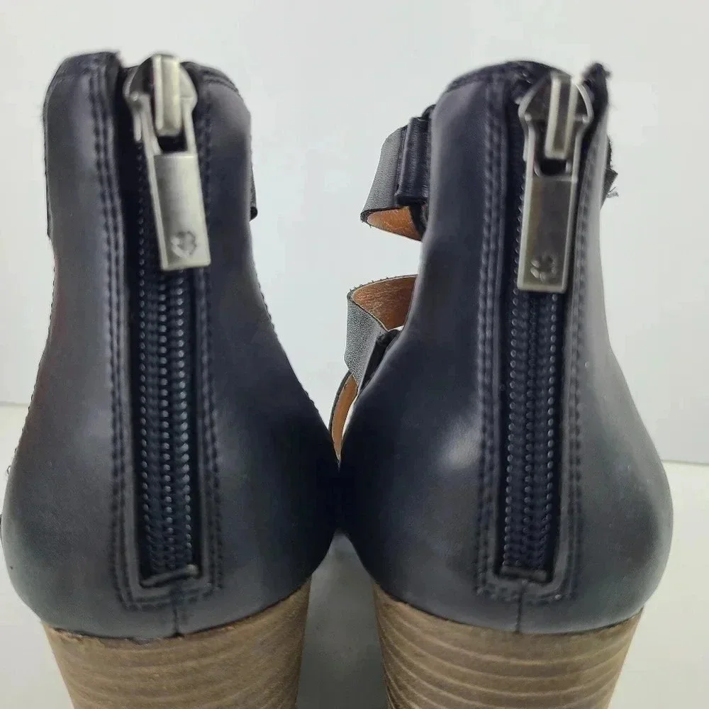 Lucky Brand Jensa black strappy wedge sandal